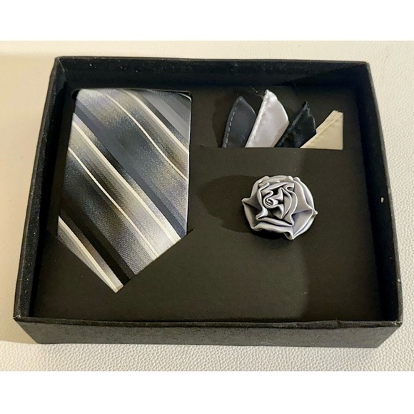 Pierre Cardin Men’s Tie Pocket Square Lapel Pin Set Gray Silver NIB
